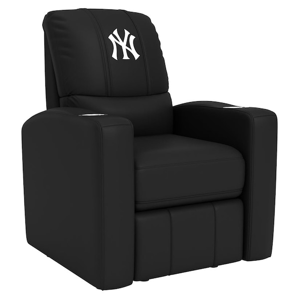 Dreamseat Stealth Recliner with New York Yankees Logo - XZ52082CDSMHTBLK-PSMLB21080