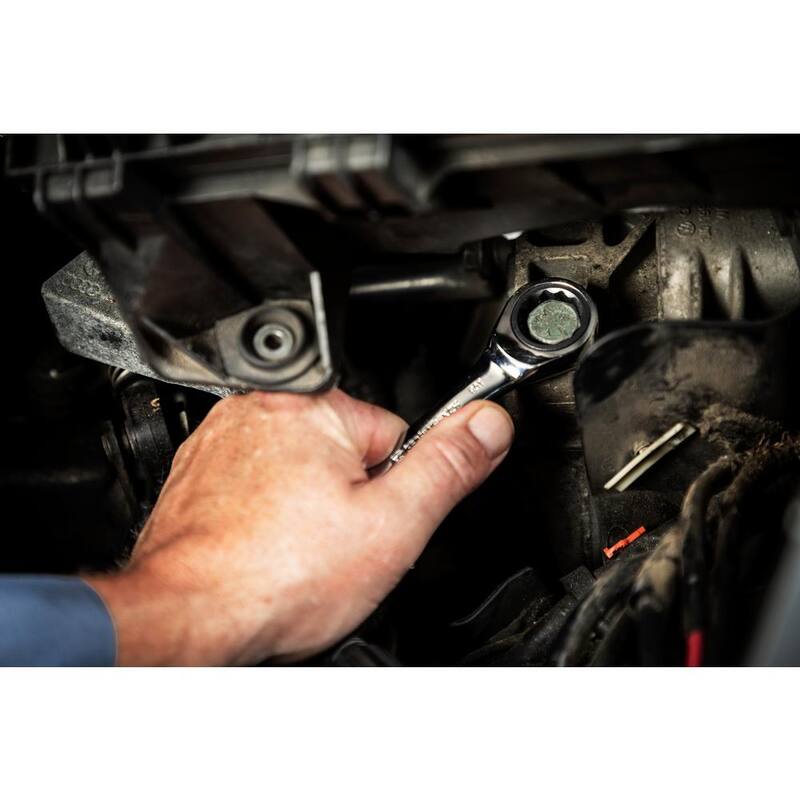 GEARWRENCH 5/8 in. 90-Tooth 12 Point Stubby Ratcheting Combination Wrench - 86855