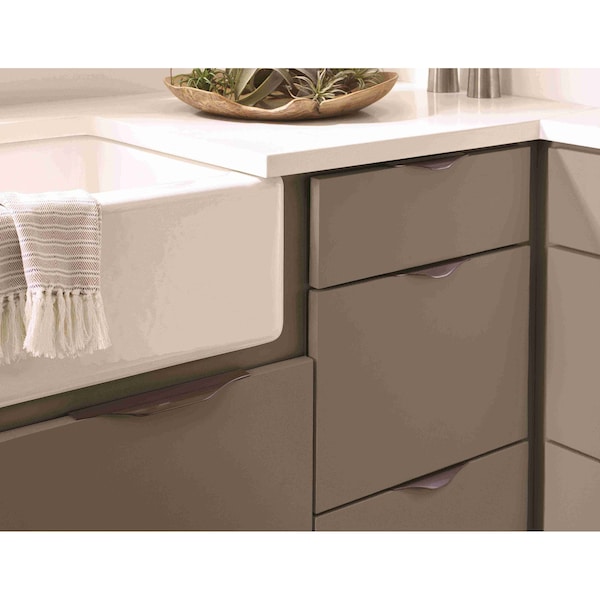 Amerock Aloft 6-9/16 in 167 mm Center-to-Center Black Chrome Cabinet Edge Pull - BP36745BCR