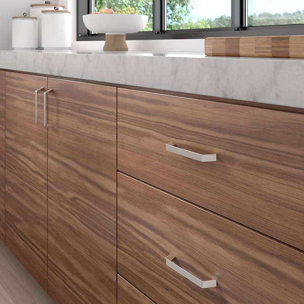 Richelieu 5 1/16 in (128 mm) Center-to-Center Brushed Nickel Contemporary Cabinet Pull - BP7348128195