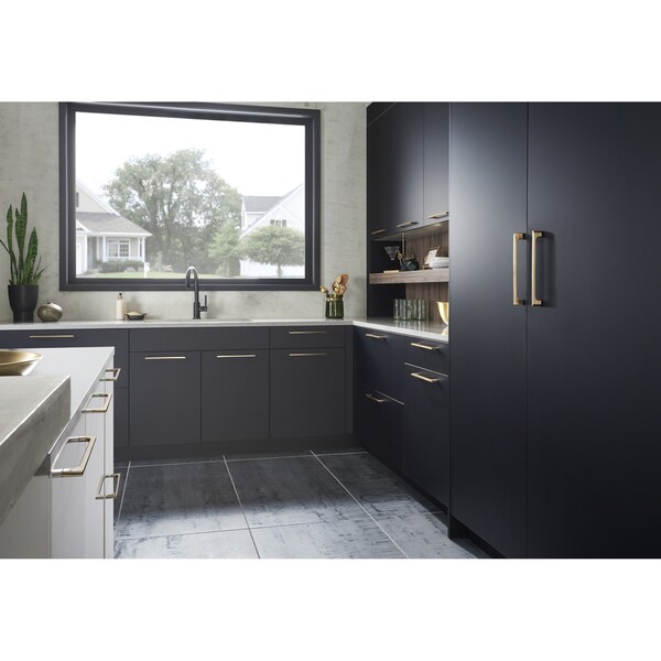 Jeffrey Alexander 128 mm Center-to-Center Polished Chrome Asymmetrical Leyton Cabinet Pull - 286-128PC
