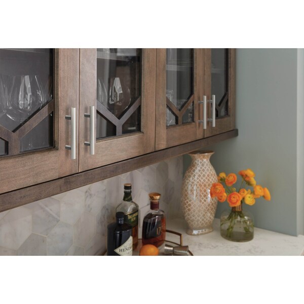 Amerock Caliber 3 inch 76mm Center-to-Center Polished Chrome Cabinet Pull - BP3736526