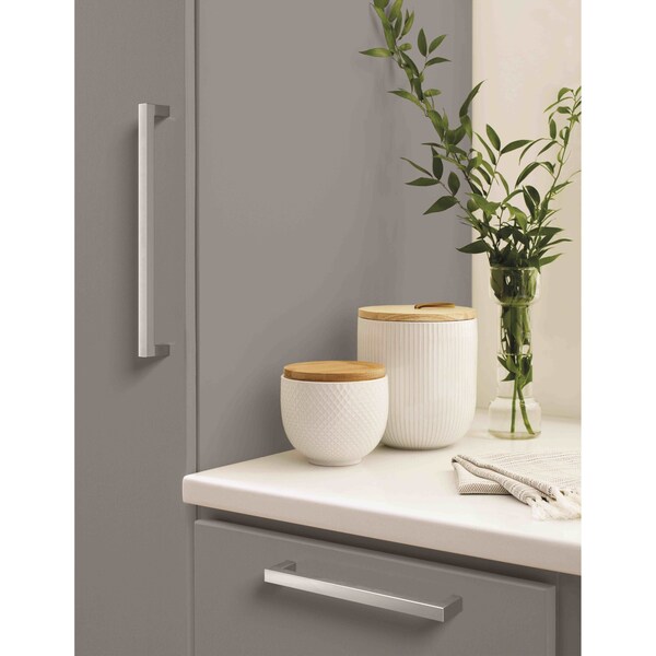 Amerock Monument 8-13/16 in 224 mm Center-to-Center Polished Chrome Cabinet Pull - BP3690926