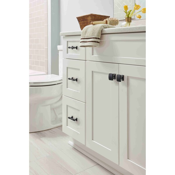 Amerock Davenport 3 in 76 mm Center-to-Center Matte Black Cabinet Pull - BP36600FB