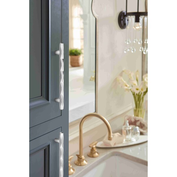 Amerock St. Vincent 6-5/16 in 160 mm Center-to-Center Polished Chrome Cabinet Pull - BP3664526