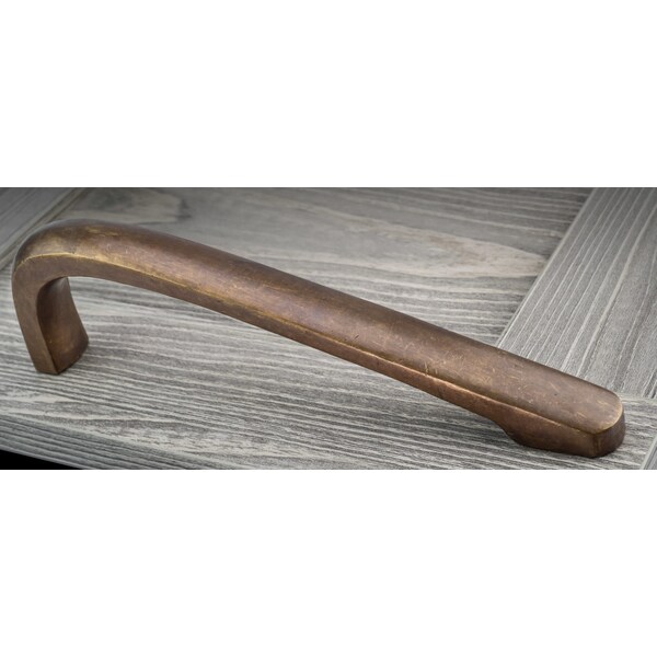 Richelieu 8 in (203 mm) Center-to-Center Copper Bronze Traditional Drawer Pull - MTDP800P1CPB