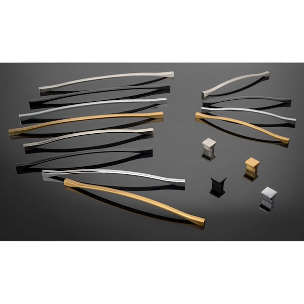 Richelieu 13 7/8-inch (352 mm) Center to Center Matte Black Contemporary Cabinet Pull - BP8232352900