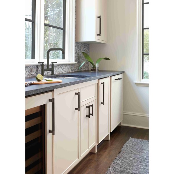 Amerock Bronx 8 in 203 mm Center-to-Center Oil Rubbed Bronze Cabinet Pull - BP36562ORB