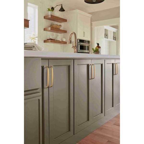 Amerock Renown 6-5/16 in 160 mm Center-to-Center Champagne Bronze Cabinet Pull - BP36796CZ
