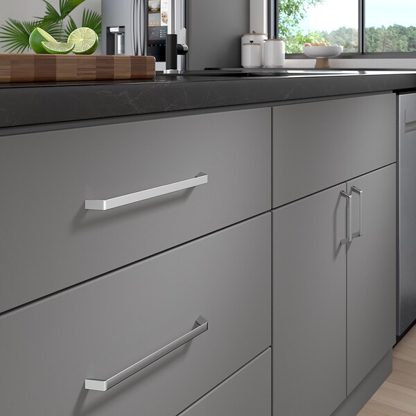Richelieu 10 1/8 in (256 mm) Center-to-Center Chrome Contemporary Cabinet Pull - BP7348256140