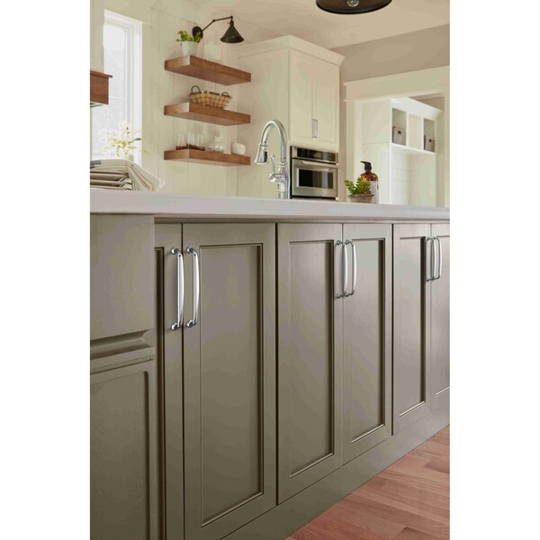 Amerock Renown 6-5/16 in 160 mm Center-to-Center Polished Chrome Cabinet Pull - BP3679626