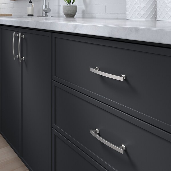 Richelieu 5 1/16-inch (128 mm) Center to Center Brushed Nickel Transitional Cabinet Pull - BP5254128195