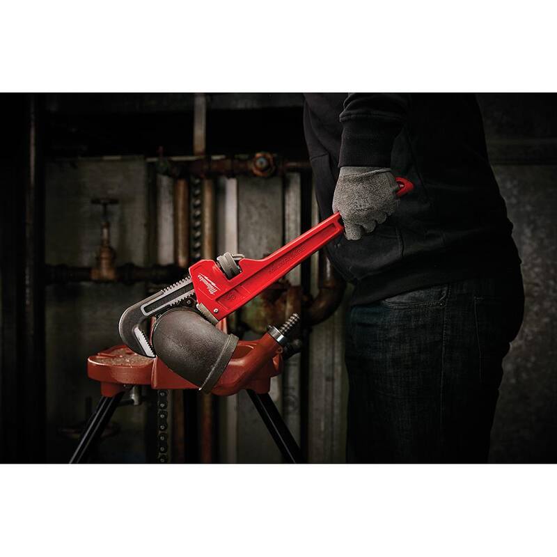 Milwaukee 18 in. Steel Pipe Wrench - 48-22-7118