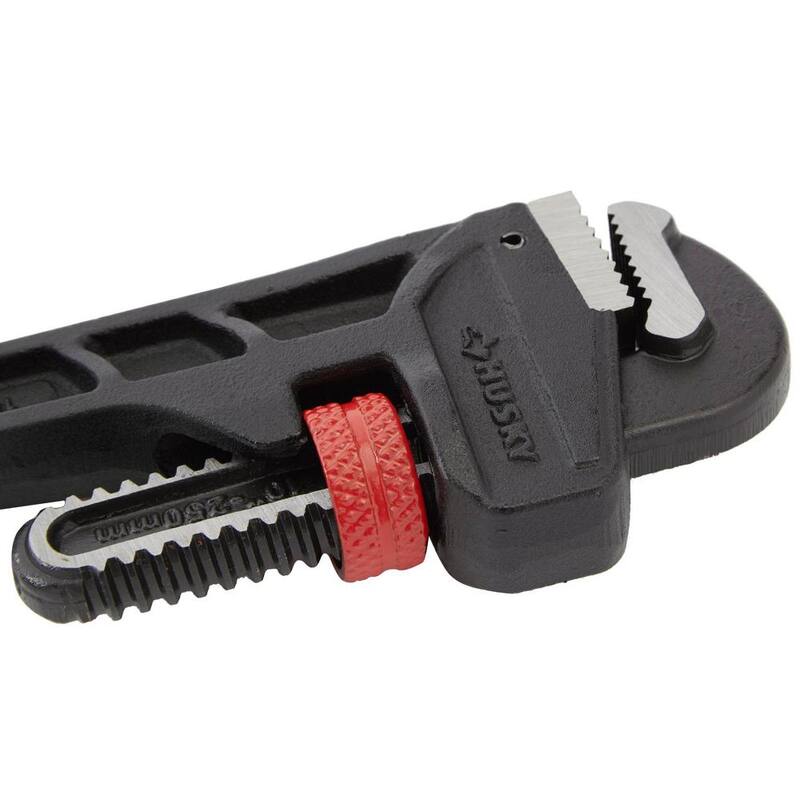 Husky 10 in. Heavy Duty Cast Iron Pipe Wrench with 1 in. Jaw Capacity - WG-40-10