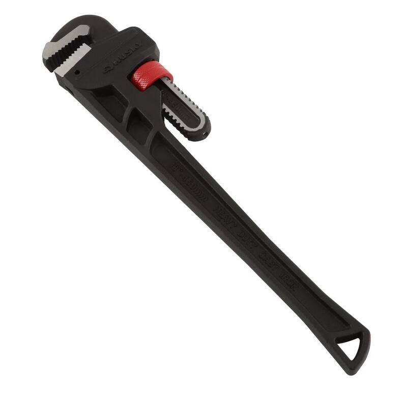 Husky 18 in. Heavy-Duty Cast Iron Pipe Wrench with 2 in. Jaw Capacity - WG-40-18