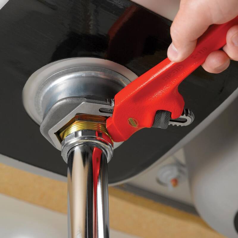 RIDGID 9-1/2 in. Offset Hex Jaw Pipe Wrench, Sturdy Plumbing Pipe Tool with Hex Jaw Mechanism for Extra Wide Opening - 31305