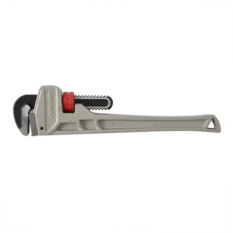 Husky 14 in. Aluminum Pipe Wrench with 1-1/2 in. Jaw Capacity - WG-40A-14AL