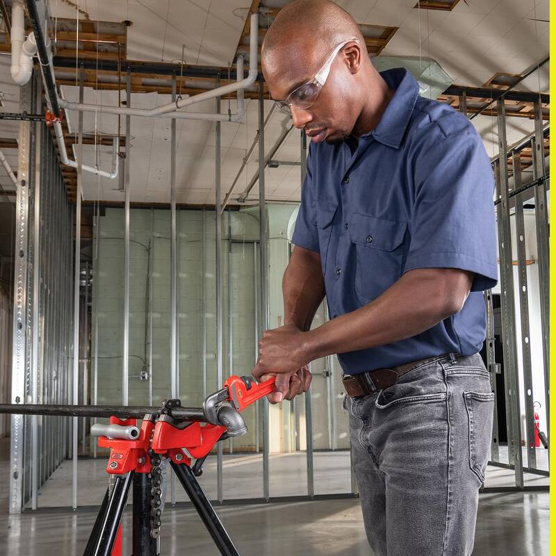 RIDGID 10 in. Straight Pipe Wrench for Heavy-Duty Plumbing, Sturdy Plumbing Pipe Tool with Self Cleaning Threads and Hook Jaws - 31010