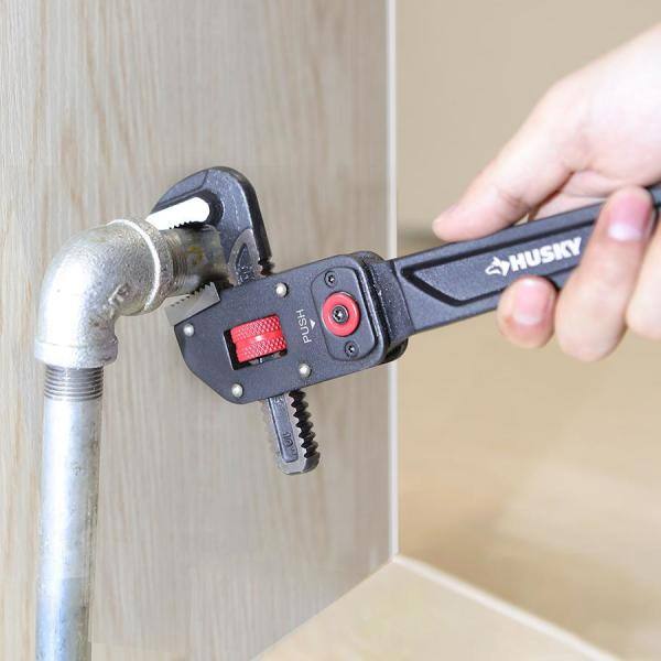 Husky Multi-Angle Pipe Wrench - 16PL0144