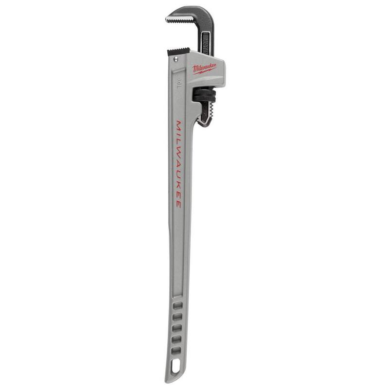 Milwaukee 14 in. Aluminum Pipe Wrench with Power Length Handle - 48-22-7215