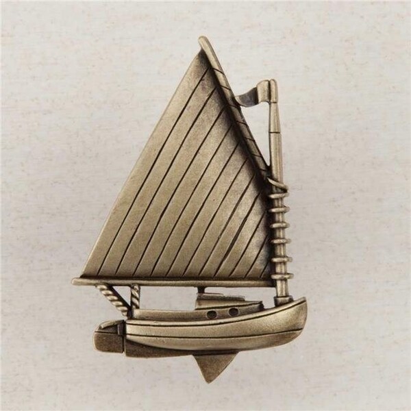 Acorn Mfg Acorn Manufacturing DP1AP Artisan Collection Catboat Knob; Antique Brass - DP1AP