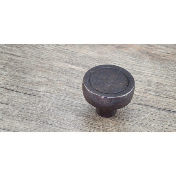 Richelieu 1 3/4 in (44.5 mm) Dark Bronze Traditional Cabinet Knob - COKN175C4DKB
