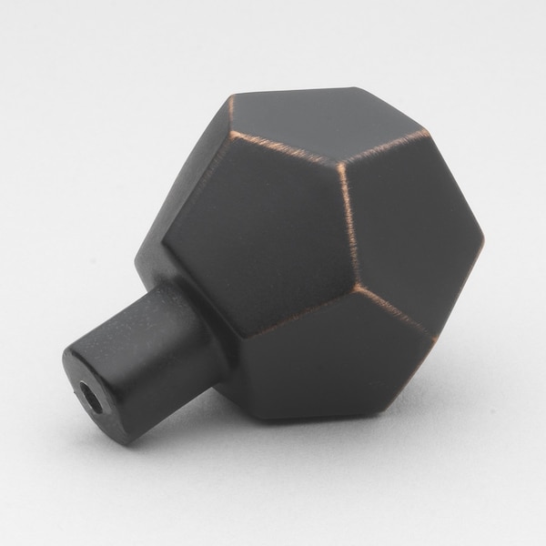 Gliderite Hardware 1-1/2 in. Faceted Knob Oil Rubbed Bronze - 5826-ORB-1