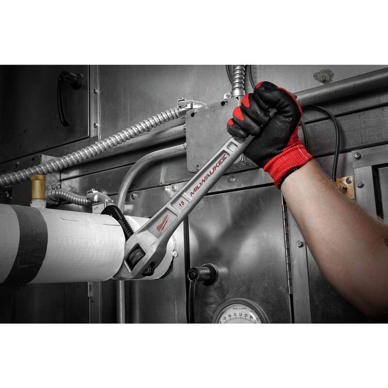 Milwaukee 18 in. Aluminum Offset Pipe Wrench - 48-22-7185