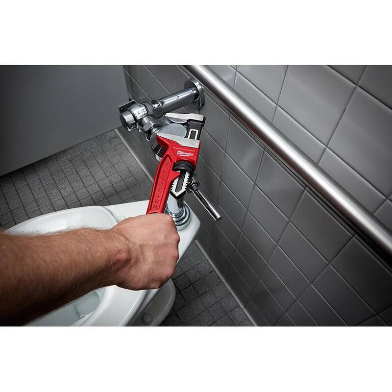 Milwaukee 12 in. Smooth Jaw Pipe Wrench - 48-22-7186