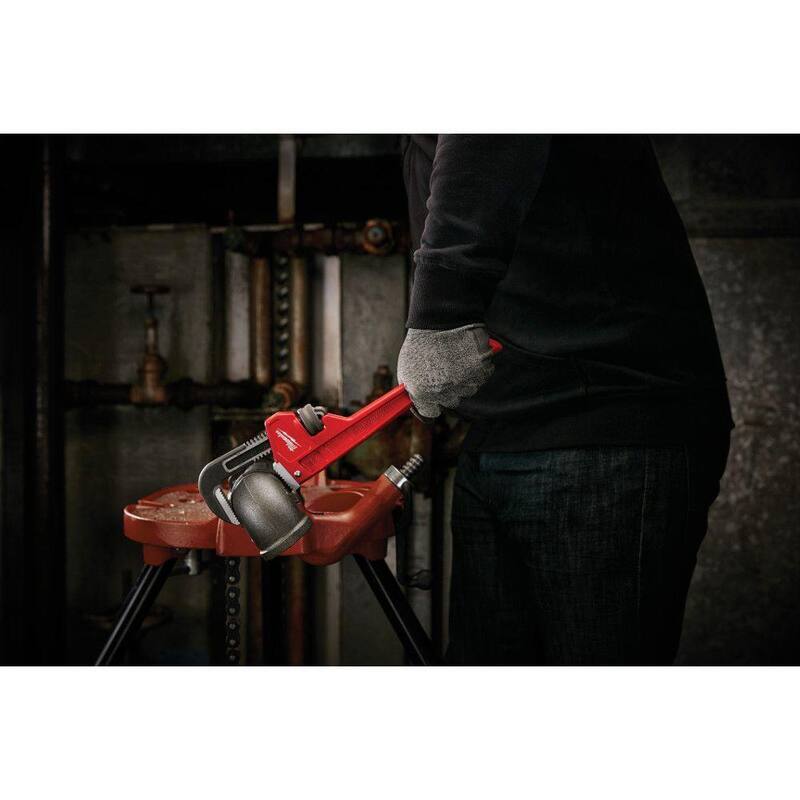 Llave de tubo de acero de 12 pulgadas - 48-22-7112 de Milwaukee