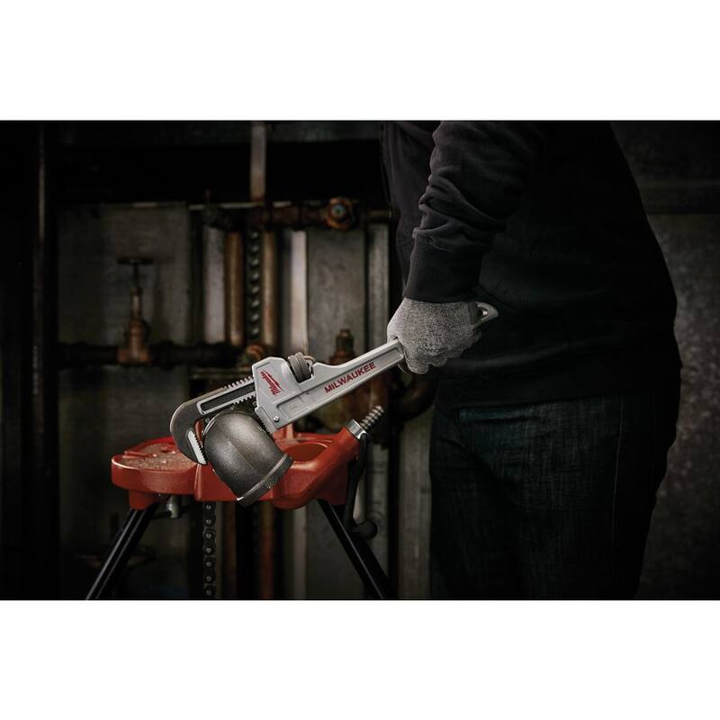 Juego de Llaves Stilson de Aluminio de 18 y 12 pulgadas de Milwaukee (2 piezas) - 48-22-7218-48-22-7212