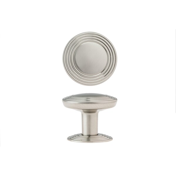 Richelieu 1 9/16 in (40 mm) Brushed Nickel Transitional Cabinet Knob - BP707040195