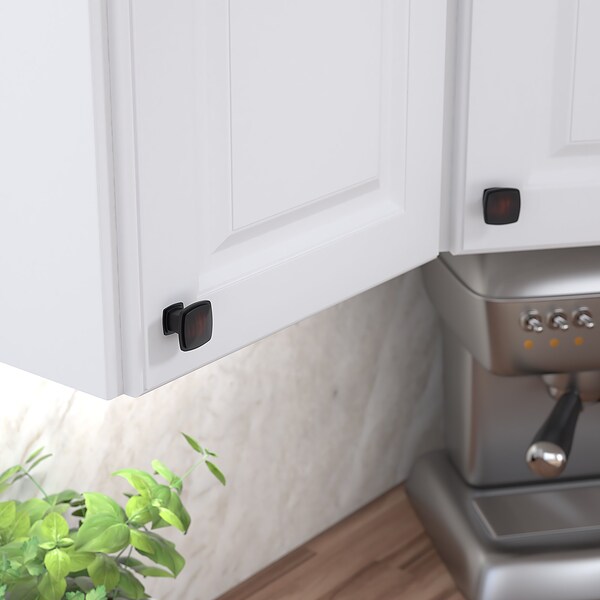 Richelieu Charlemagne Collection 1 1/4-inch (31 mm) Brushed Oil-Rubbed Bronze Transitional Square Cabinet Knob - BP81091BORB