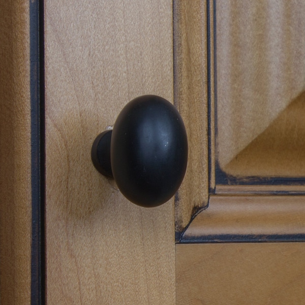 Gliderite Hardware 1-1/8 in. Matte Black Oval Cabinet Knob, 10PK - 5417-MB-10