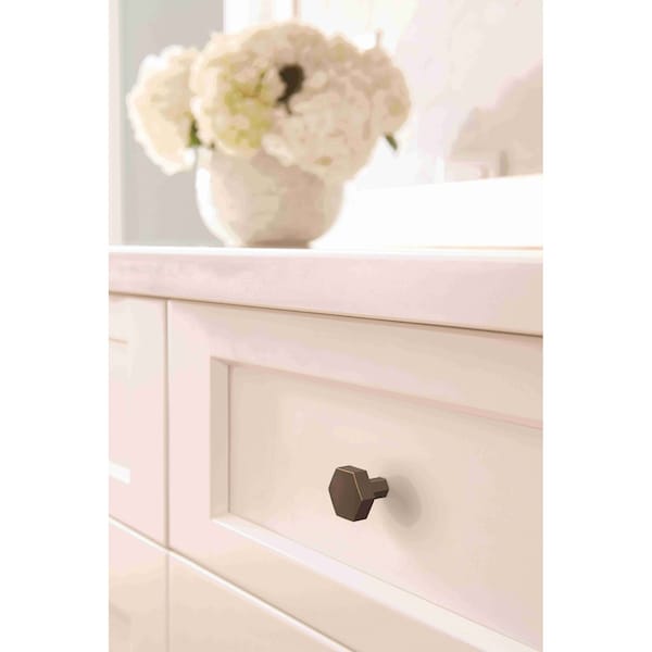 Amerock Caliber 1-1/4 in 32 mm Diameter Oil Rubbed Bronze Cabinet Knob - BP36872ORB