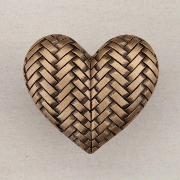 Acorn Mfg Artisan Collection Woven Heart Knob, Museum Gold - DQJGP