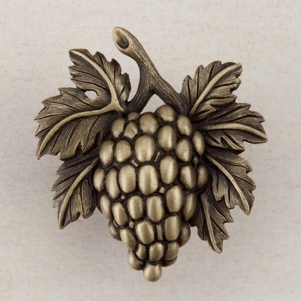 Acorn Mfg Artisan Collection Grapevine Knob, Antique Brass - DQ5AP
