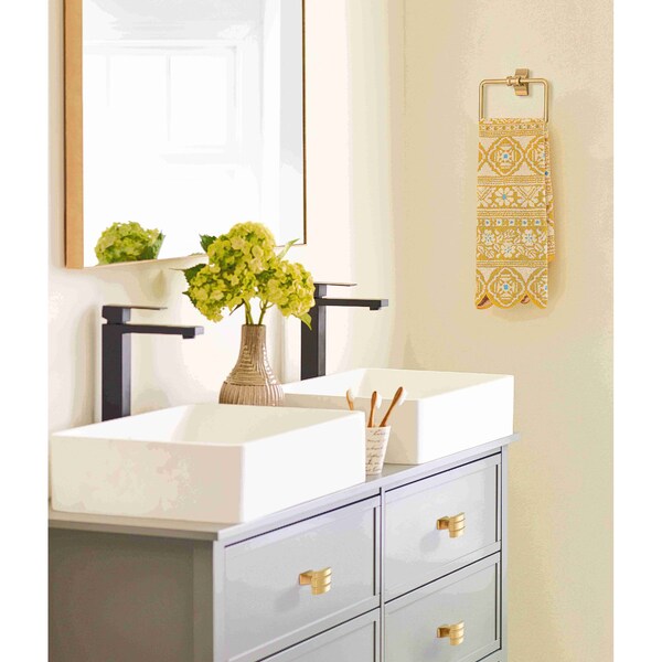 Amerock Davenport 1-1/2 in 38 mm Length Golden Champagne Cabinet Knob - BP36602BBZ