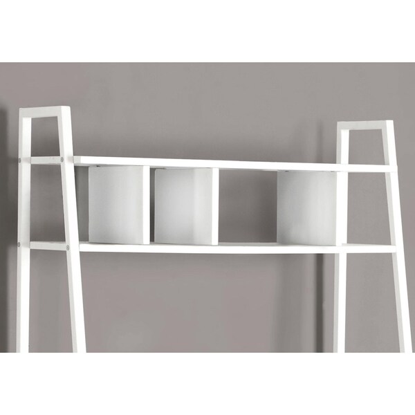 Homeroots 60.25 in. White MDF & White Metal Computer Desk - 333397
