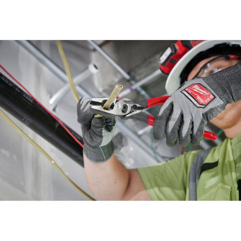 Milwaukee 9 in. Lineman's Pliers with Crimper / Bolt Cutter and Dipped Grip - MT500C