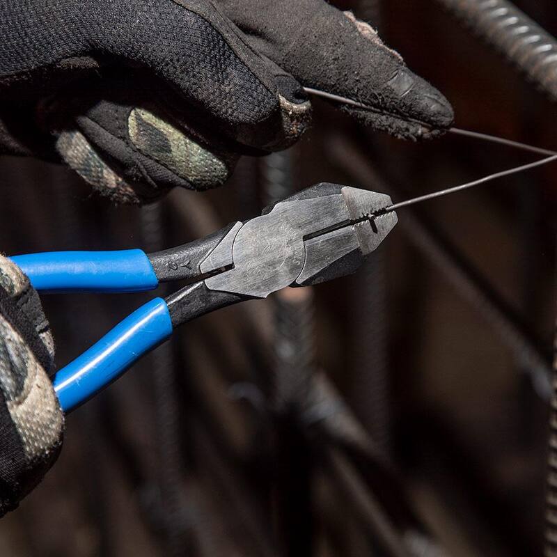 Klein Tools 9 in. Ironworker's Pliers for Heavy Duty Cutting - D2000-7CST