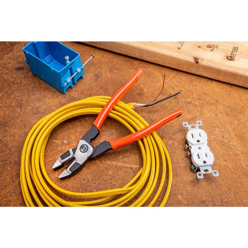Crescent Z2 9-1/2 in. High Leverage Linesman Pliers with Dipped Grips - Z20509-06
