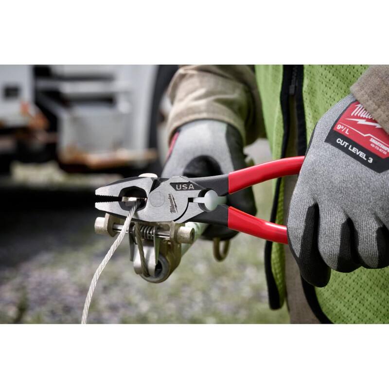 Milwaukee 9 in. Lineman's Pliers with Thread Cleaner / Fish Tape Puller and Dipped Grip - MT500T