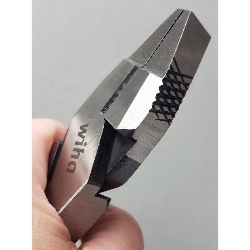 Wiha Classic Grip High-Leverage NE Style Lineman's Pliers - 32631