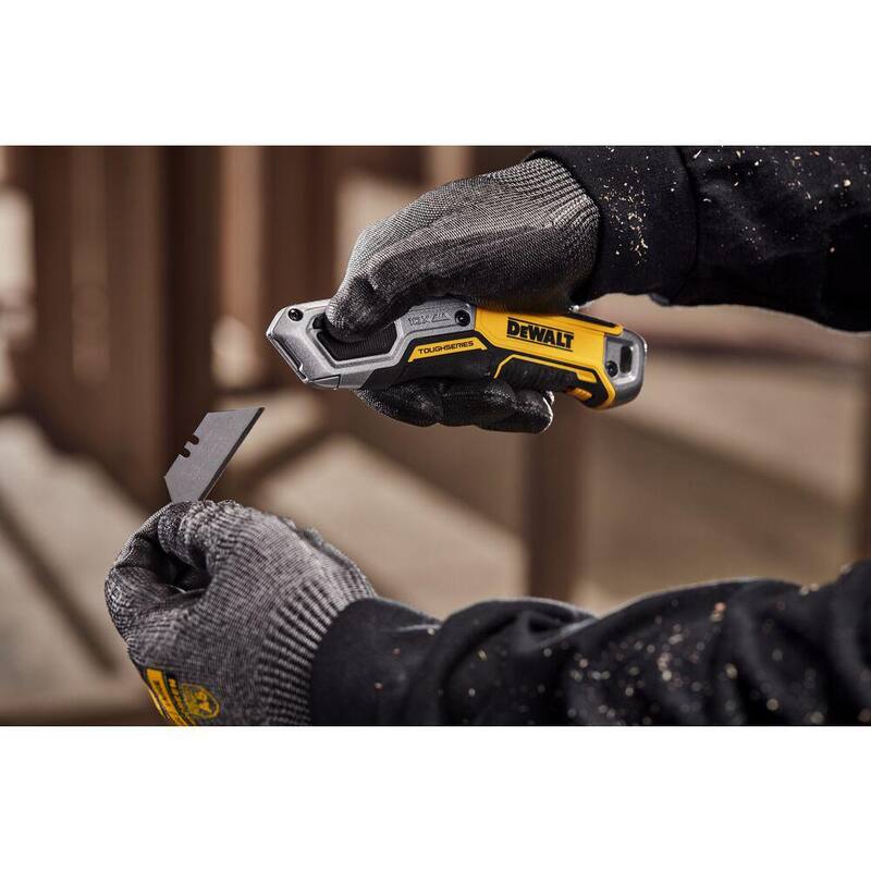 DEWALT Toughseries Retractable Utility Knife with Blade Storage - DWHT10999