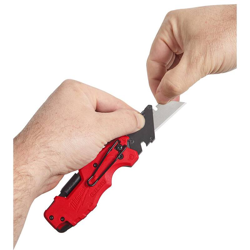 Milwaukee FASTBACK 6-in-1 Folding Utility Knife with 9-in-1 Square Drive Ratcheting Multi-Bit Screwdriver - 48-22-1505-48-22-2322