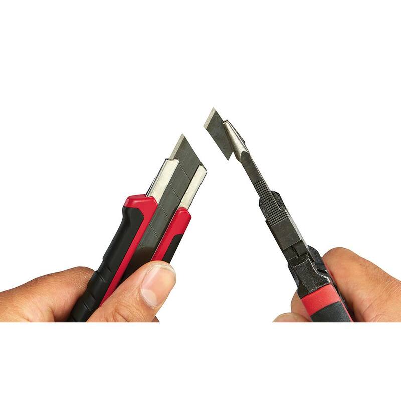 Milwaukee 18 mm Snap-Off Knife with Metal Lock and Precision Cut Blade - 48-22-1961