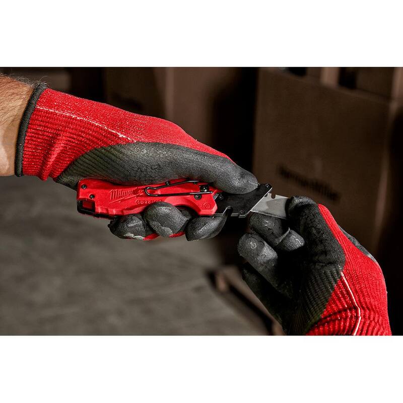 Milwaukee FASTBACK 6-in-1 Folding Utility Knife and 25 ft. Compact Auto Lock Tape Measure - 48-22-1505-48-22-6825
