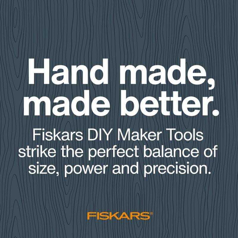 Fiskars Heavy-duty Utility Knife Set with 11 Blades - 165190-1006