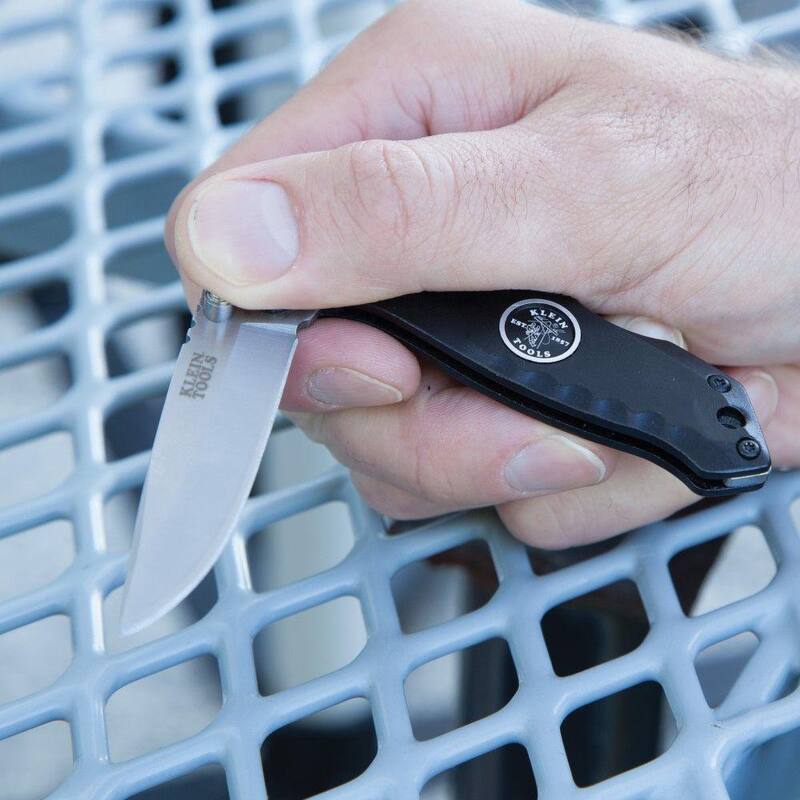 Klein Tools 2.875 in. Stainless Steel Straight Edge Drop Point Pocket Knife - 44142